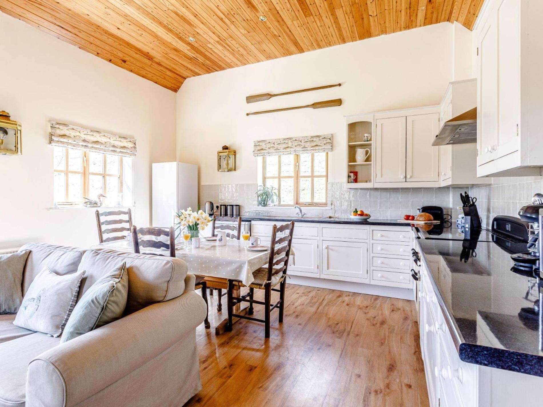 2 Bed In Dorchester 75243 Frampton  외부 사진
